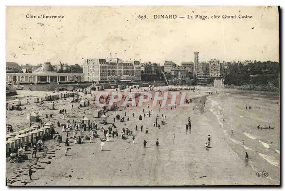 Dinard — Die Strandpromenade, zum Grand Casino gewandt — Verlag E-D, n° 695 - Vorderseite