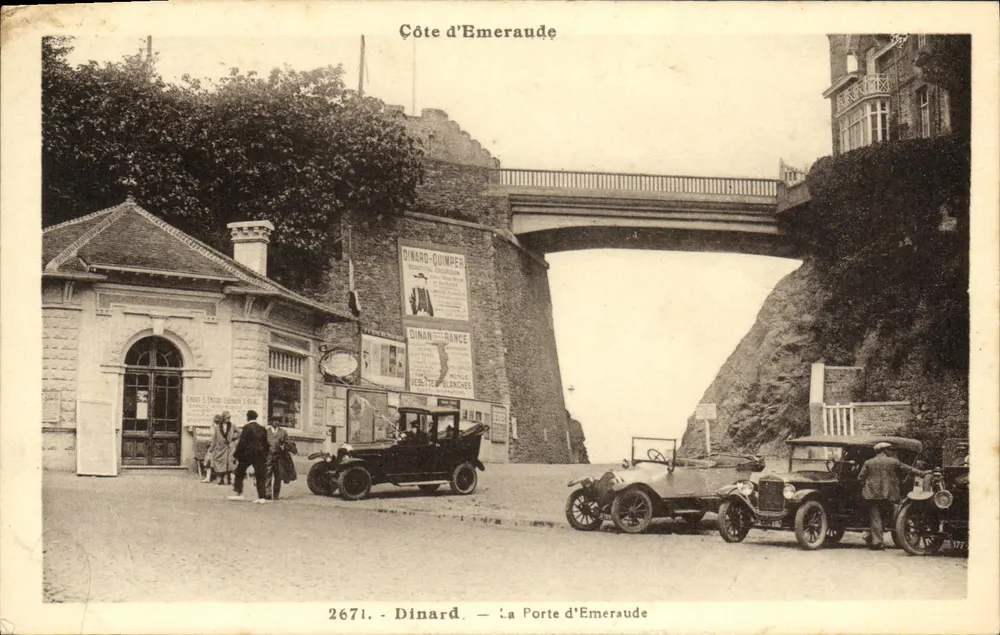 Dinard — La Porte d'Emeraude — éditeur Dinard — n° 2671 - Vorderseite