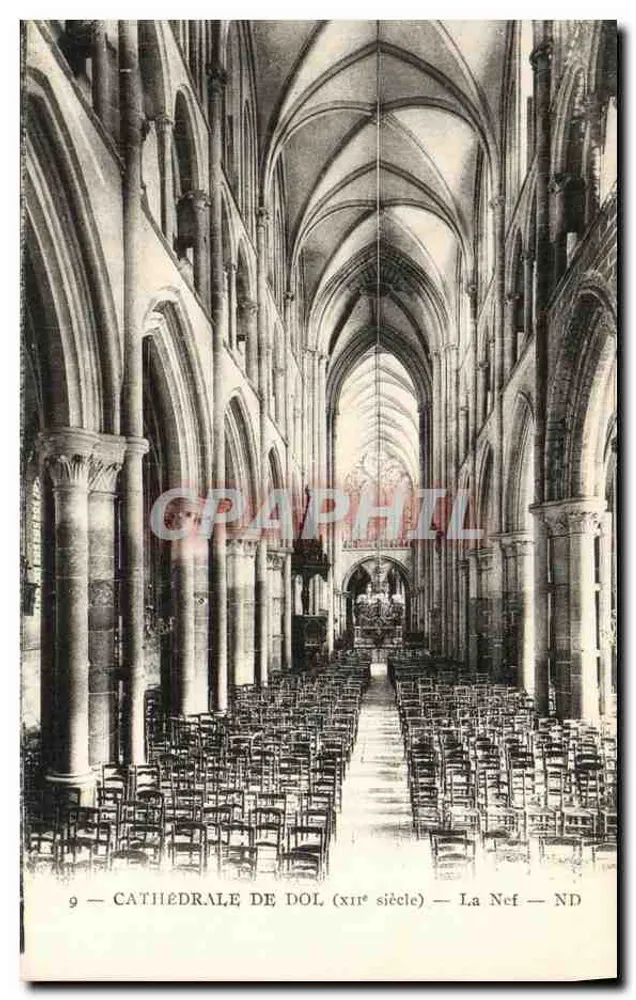 Catedral de Dol (século XII) — A Nave — ND - Frente