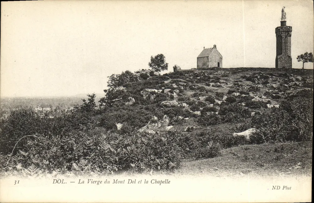 DOL. — Die Jungfrau des Mont Dol und die Kapelle — ND Phot - Vorderseite