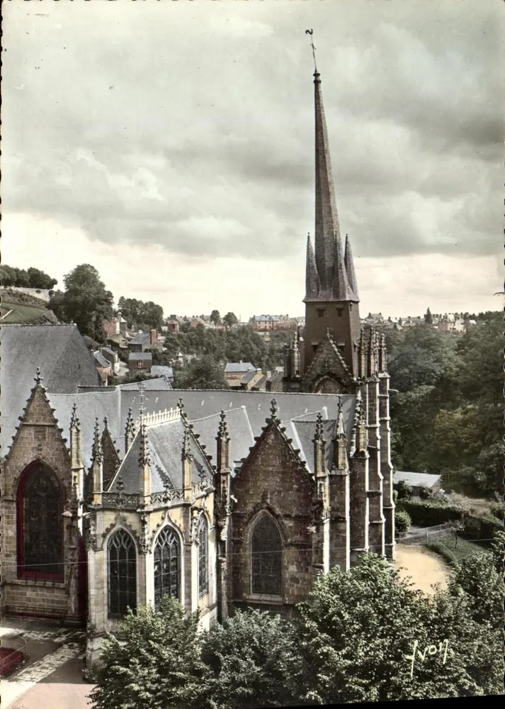 Fougères (Ille-et-Vilaine) — De Kerk Saint-Sulpice (geschorst) — Les Éditions d'Art, Parijs - Voorkant
