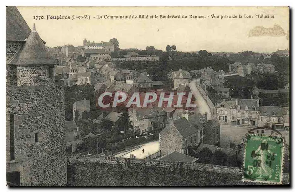 Fougères (Ille-et-Vilaine) — Die Gemeinschaft Rillé und der Boulevard de Rennes — Ansicht vom Turm Méluvine - Vorderseite