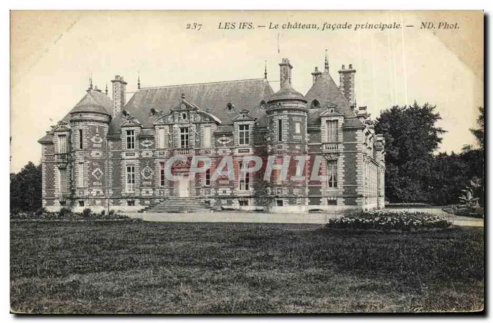 Les IFS — O castelo, fachada principal — ND. Fot. - Frente