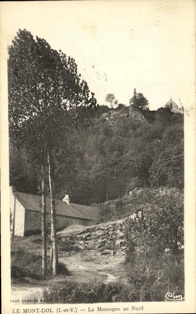 Mount Dol (I.-et-V.) — Die Berglandschaft im Norden — Fot. Combier Maçon - Vorderseite