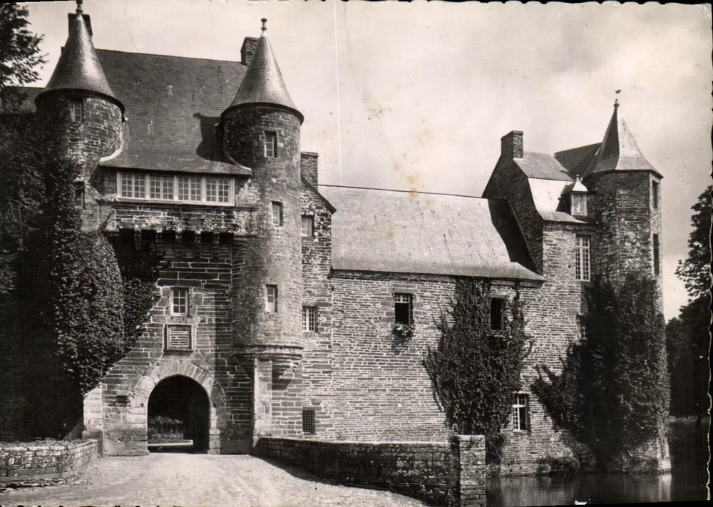 Castelo de Trécesson — Arquitetura feudal do XVᵉ século — Edição MESNY - Frente