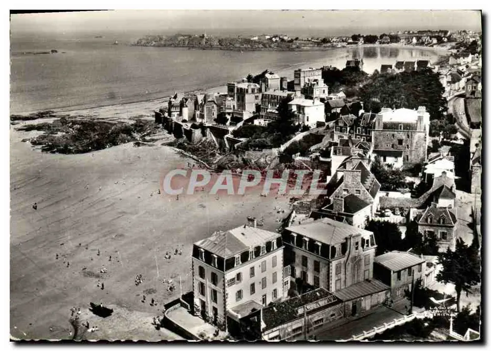 Praia de Rochebonne — vista geral — A Costa da Esmeralda, serviço Laîne - Frente
