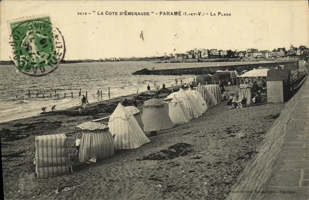 La Cote d'Émeraude - Paramé (I.-et-V.) - A Praia — Fototipia Vassellier, Nantes - Frente
