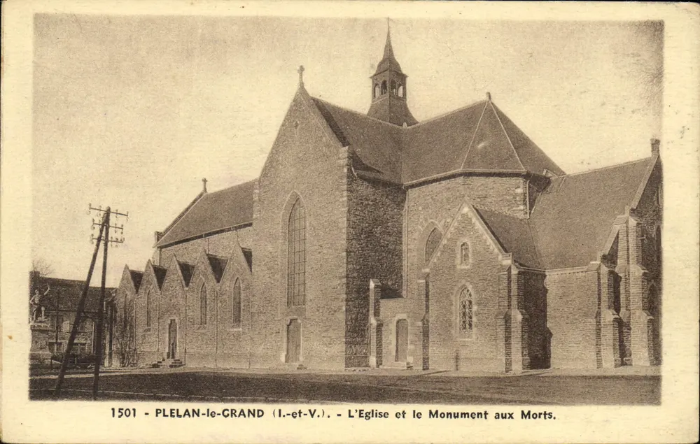 Plelan-le-Grand (I.-et-V.) — Die Kirche und das Kriegerdenkmal — Photo A. Donnais, Rennes, Nr. 1501 - Vorderseite