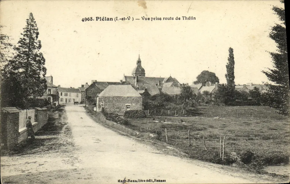 Plélan (Ille-et-Vilaine) — Vista tirada pela estrada de Thélin — Mary-Ronsellière editora, Rennes - Frente