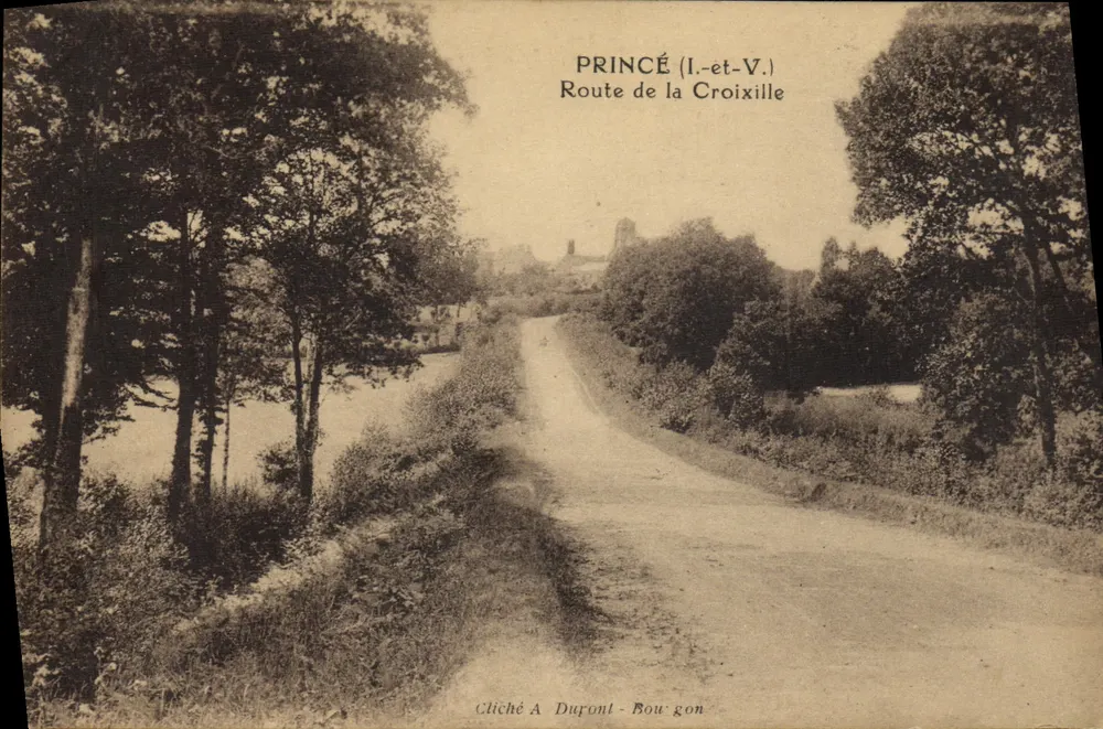 Princé (I.-et-V.) — Rua da Croixille — Cliché A Dufont - Bougon - Frente