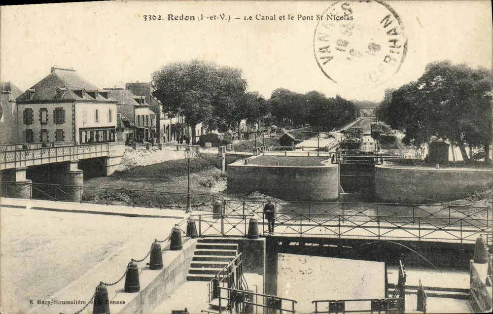 Redon (Ille-et-Vilaine) — O Canal e o Ponte St Nicolas — Mary-Rousselière, Rennes - Frente