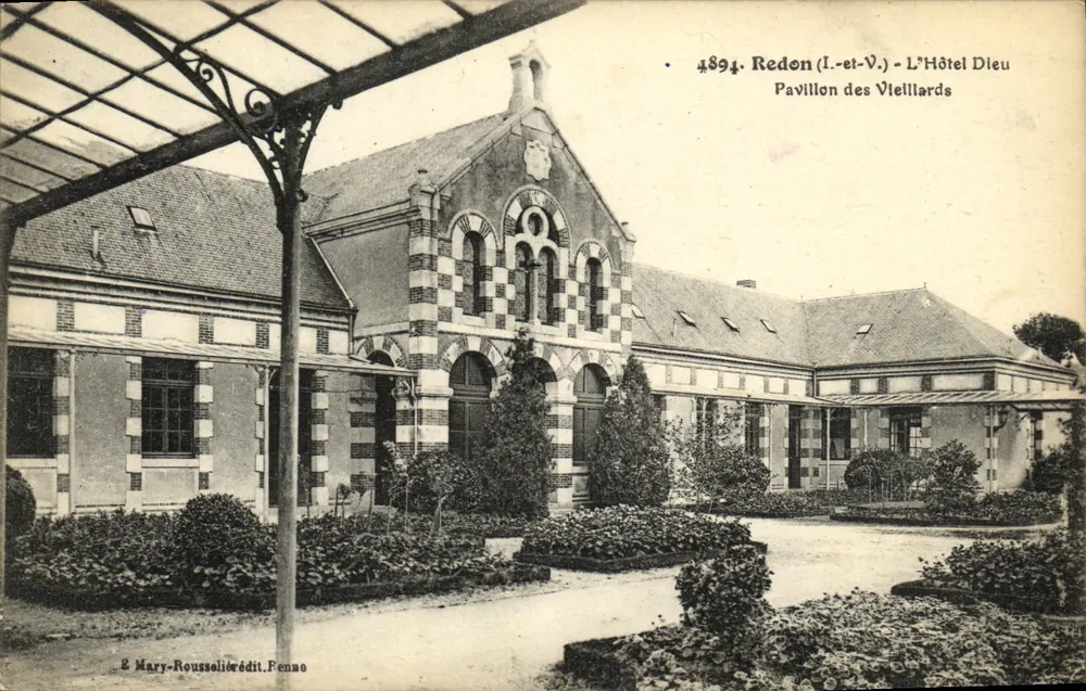 Redon (Ille-et-Vilaine) - Das Hotel Dieu - Pavillon der Alten - Vorderseite