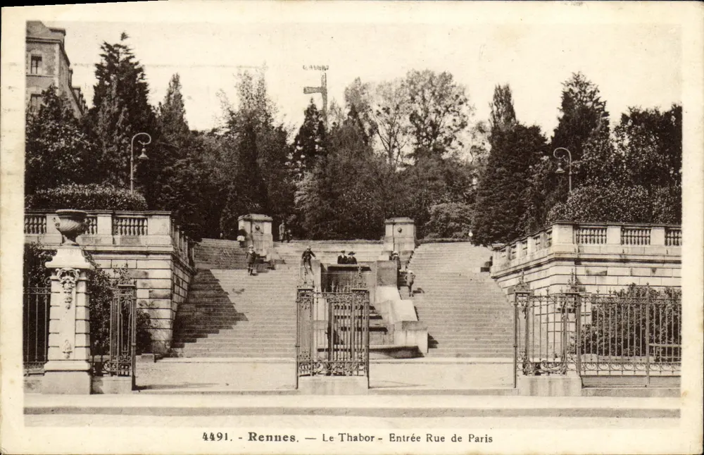 Rennes — Le Thabor — Entrada da Rue de Paris — G. HAUSSER, n° 4491 - Frente