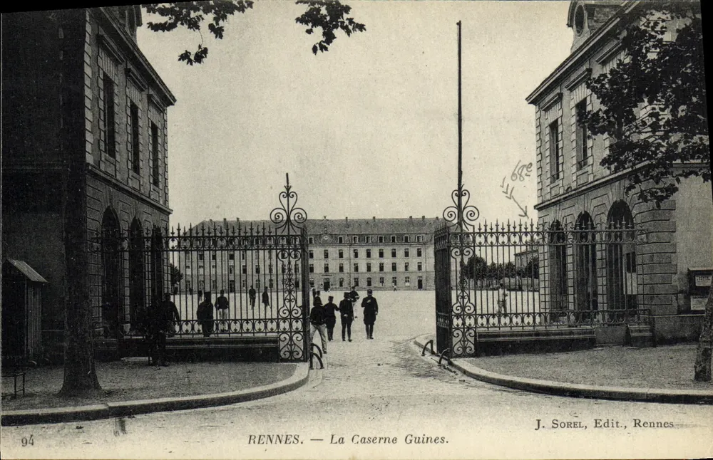 Rennes — A Caserne Guines — J. Sorel, Editora, Rennes - Frente