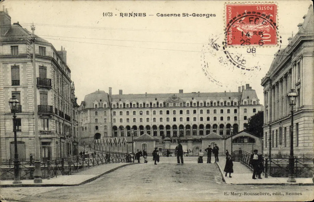 Rennes — Caserne St-Georges — E. Mary-Rousselière, edit., Rennes - Frente
