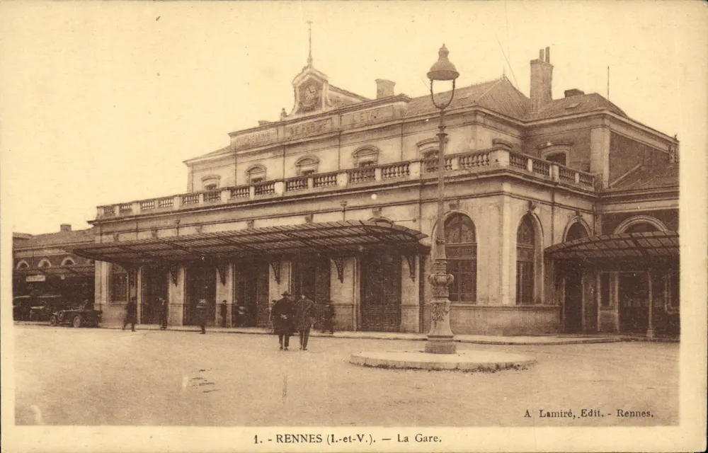 Rennes (I.-et-V.) — A Estação — A. Lamiré, Edit. - Rennes - Frente