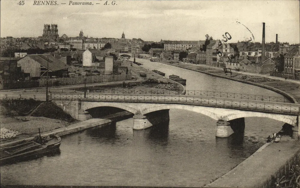 Rennes — Panorama — A.G. - Frente