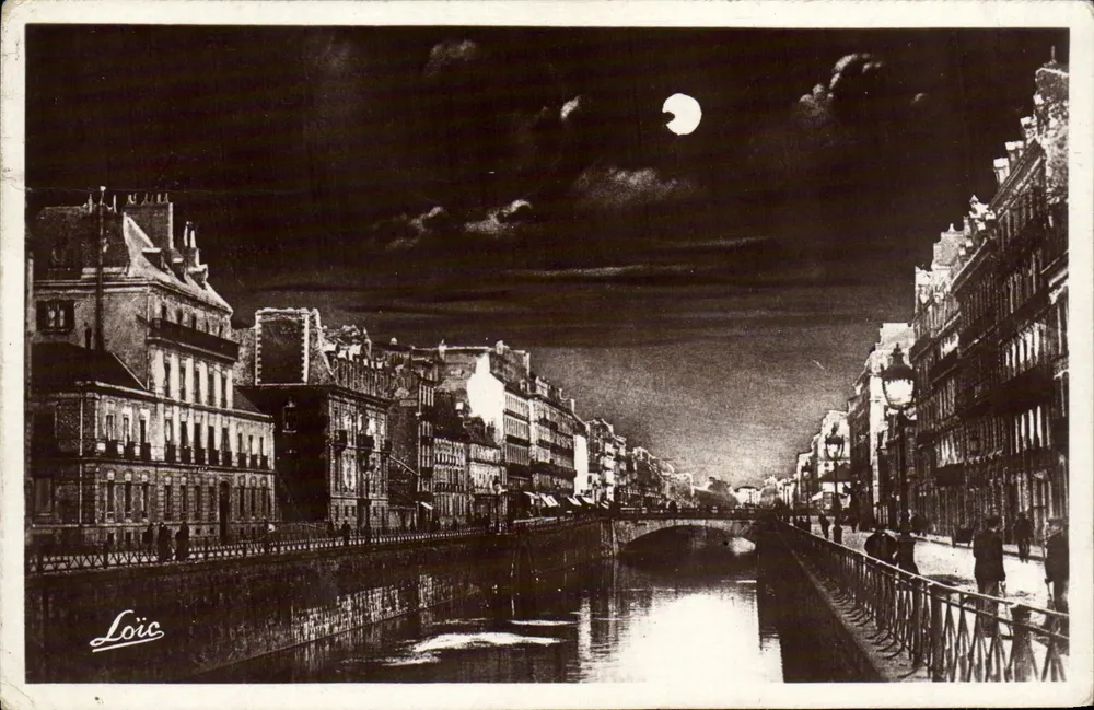 Rennes — Os Quais sob a Luz da Lua — Loïc - Frente