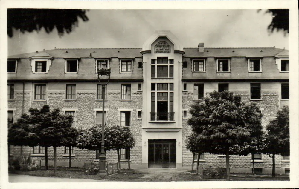 Cité Universitaire — Casa dos Estudantes — Edições 'La Cigogne' Rennes - Frente
