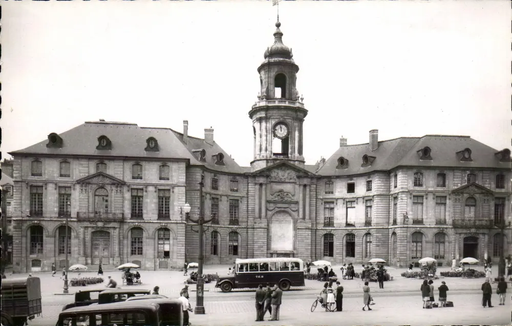 Rennes - O Hotel de Ville — Edições O.P. Paris, n°10 - Frente