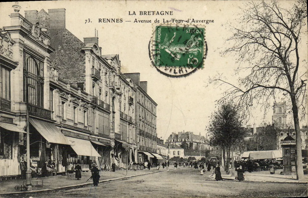 Rennes — Avenue de La Tour-d'Auvergne — éditeur La Bretagne, n°73 - Vorderseite