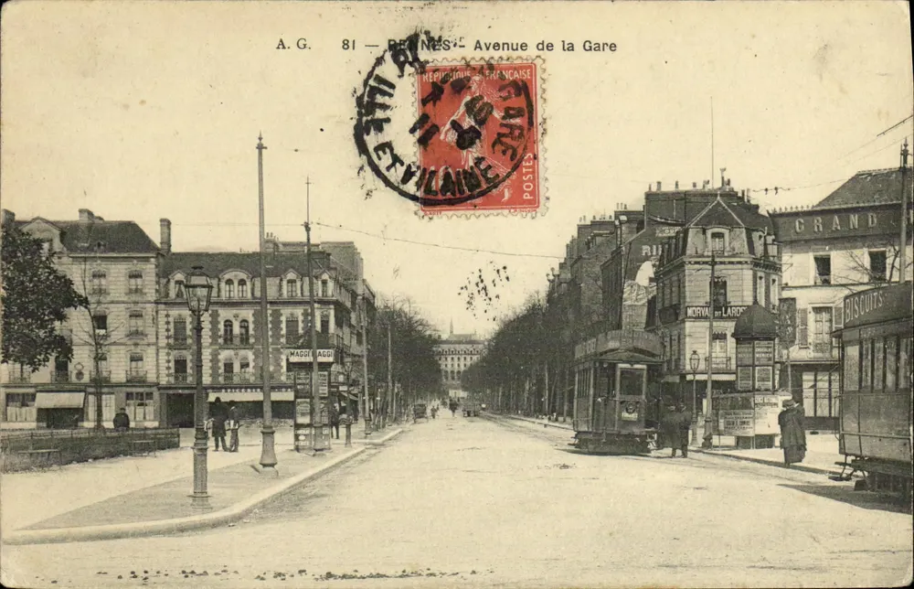 Rennes - Avenida da Gare — vista com trêmio e comércios — A.G. 81 - Frente