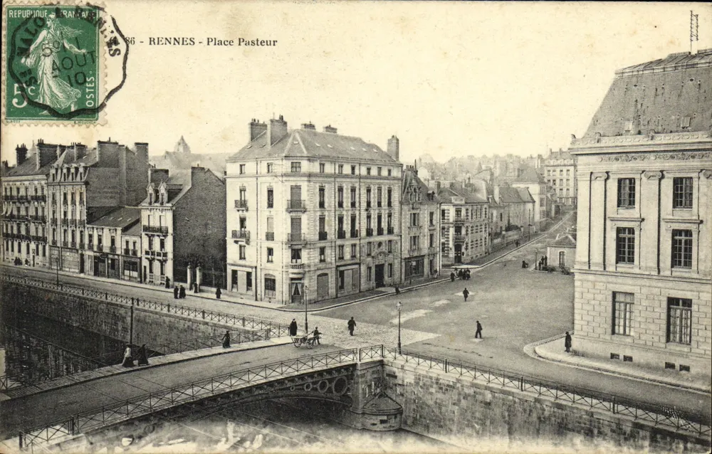 Rennes - Place Pasteur — vista da rua e do ponte — editor Rennes, n° 86 - Frente