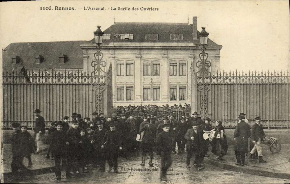Rennes — Das Arsenal — Die Ausgang der Arbeiter — Mary-Roussellière, Verlag Rennes - Vorderseite