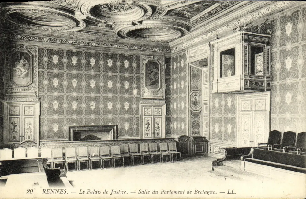 Rennes — Das Palais de Justice — Saal des Parlements de Bretagne — LL. - Vorderseite