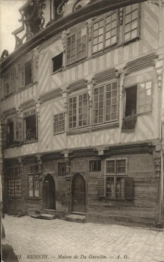 Rennes — Casa de Du Guesclin — A. G. - Frente