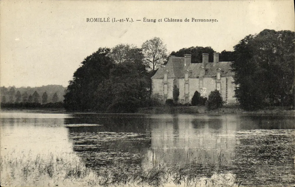 Romillé (I.-et-V.) — Lago e Castelo de Perronnaye. - Frente