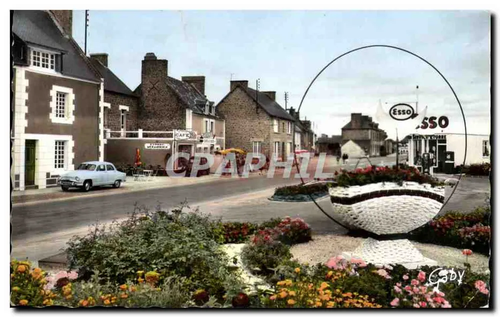 Saint-Benoît-des-Ondes — rue principale avec café et station-service Esso — Éditions GAIBY - Frente