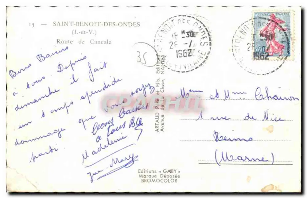 Saint-Benoît-des-Ondes — rue principale avec café et station-service Esso — Éditions GAIBY - Verso