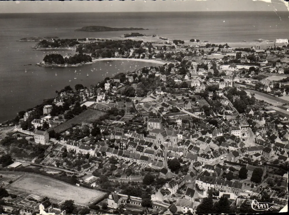 St-Briac-sur-Mer — vue générale aérienne — Éditions Aériennes Mâcon, n° 2087 - Frente