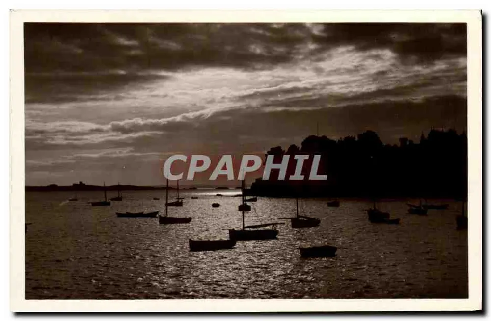 Saint-Briac — Crepúsculo — Edição Artística Poirot - Frente