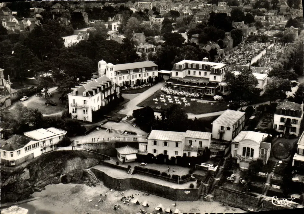 Dinard - St-Enogat — Das Hotel de la Mer — Luftbild — Edition Aériennes Véritable - Vorderseite