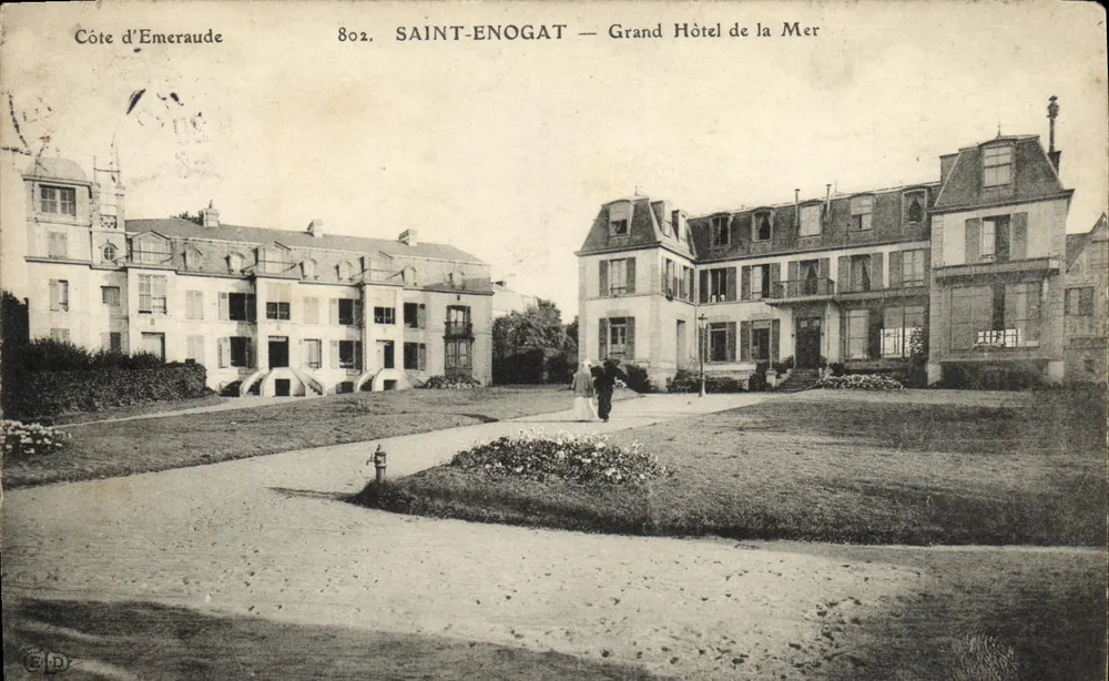 Saint-Enogat — Grand Hôtel de la Mer — Côte d'Emeraude - Vorderseite