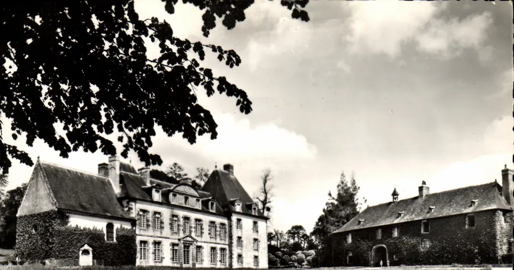 Castelo do Verger — Saint-Germain-sur-Ille — Ed. Mesny, avenue du Mail, Rennes - Frente