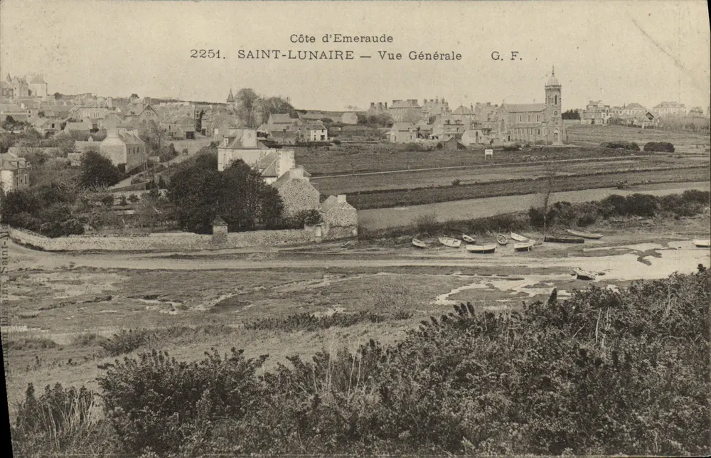 Saint-Lunaire — Vista Geral — Côte d'Emeraude — G.F. 2251 - Frente