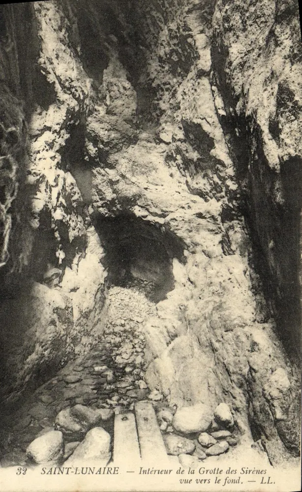 Saint-Lunaire — Innenansicht der Grotte des Sirenen — LL. n°32 - Vorderseite
