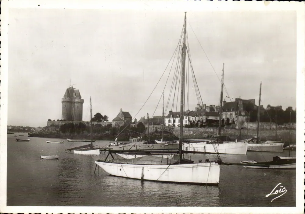 Saint-Servan-sur-Mer — Le Port et la Tour Solidor — Laurent & Rennes - Vorderseite