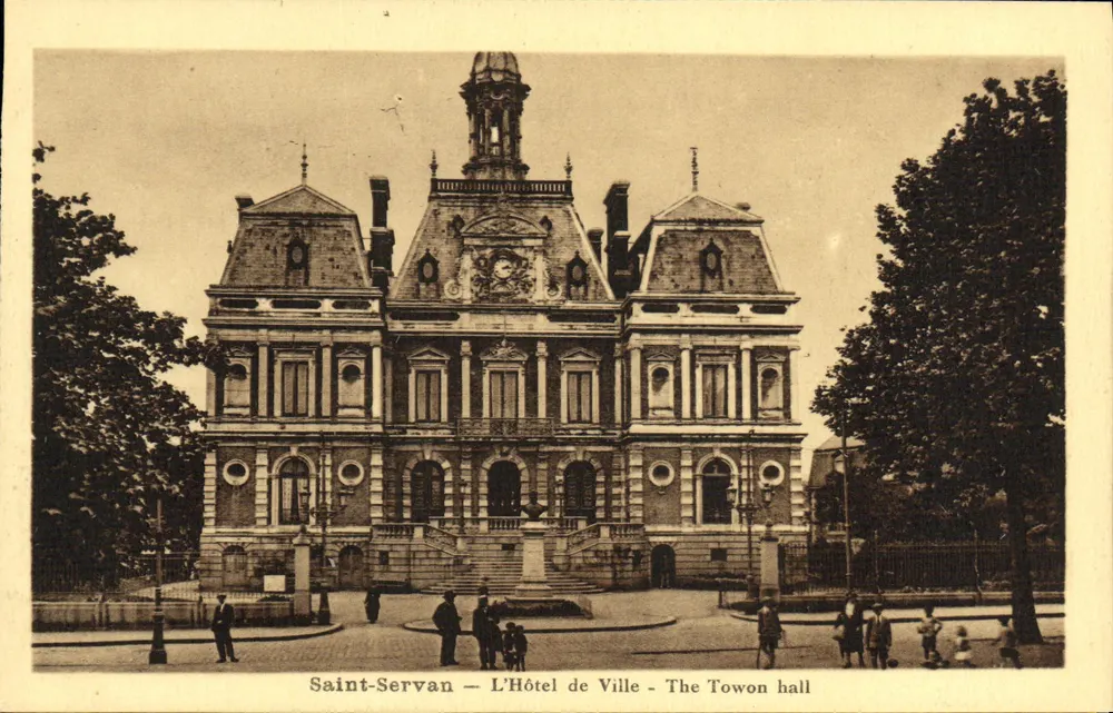 Saint-Servan — O Palácio Municipal — The Town hall - Frente