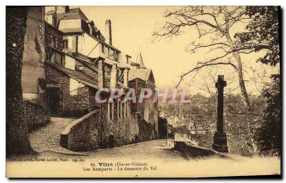 Vitré (Ille-et-Vilaine) — Os Muros - A descida do Val — Mursel Lailliet, rép. int. - Frente