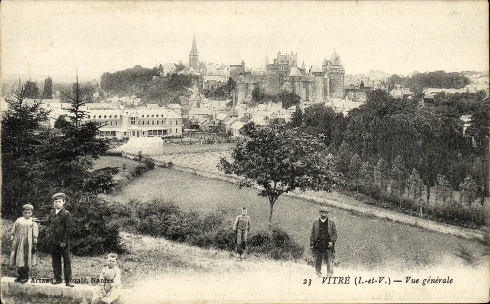 Vitré (Il.-et-V.) — Visão geral — Artaud e Rozals, Nantes - Frente