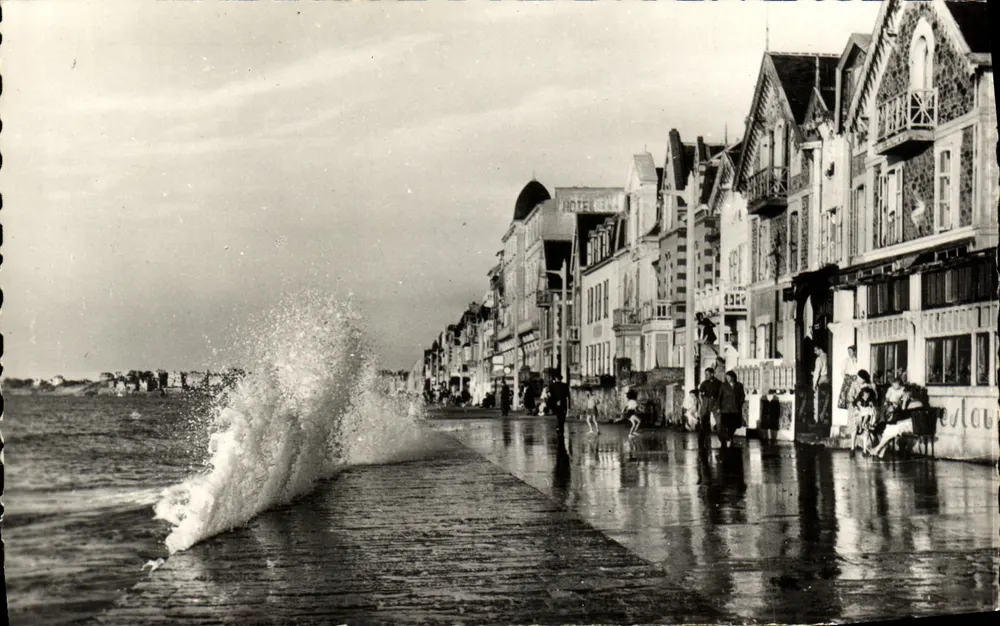 St-Malo (I.-et-V.) — Maré alta no Sillon — Edição ALFA, Paris - Frente