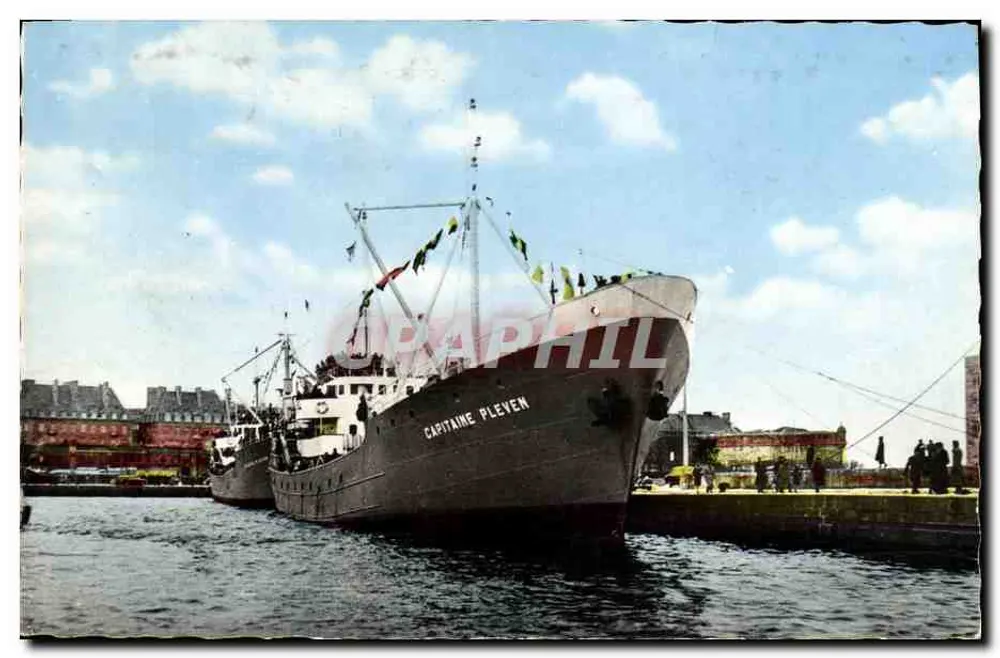 Das Schiff CAPITAINE PLEVEN — Hafen Saint-Malo — Édition du Globe Paris - Vorderseite