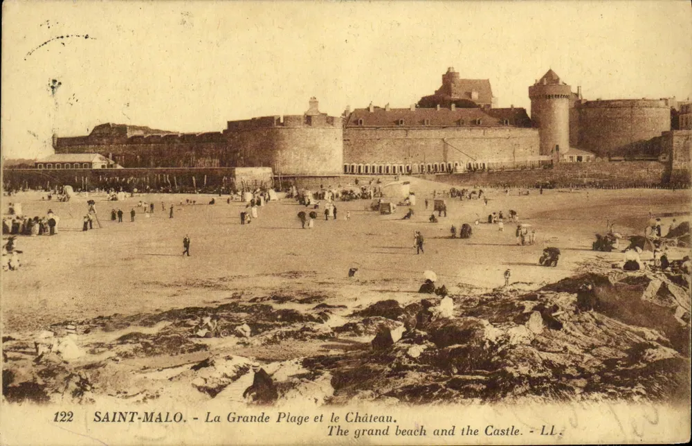 Saint-Malo - La Grande Plage et le Château — LL, n°122 - Recto