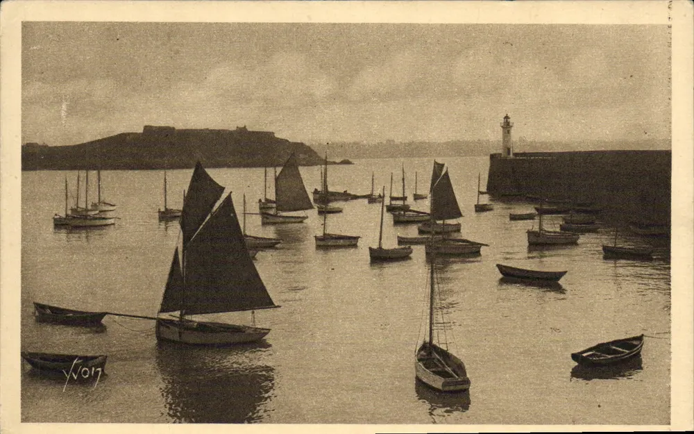 Saint-Malo — Ein Stück vom Hafen — Édition d'Art YVON - Vorderseite