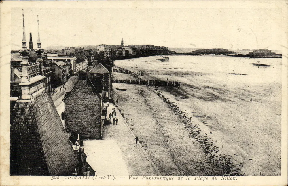 St-Malo (I.-et-V.) — Panoramablick auf den Sillon-Strand — J. Nozais, Verlag 18, Avenue du Général de Gaulle - Vorderseite