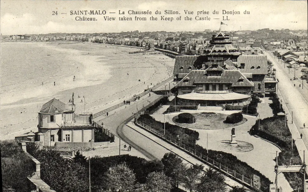 Saint-Malo — La Chaussée du Sillon. Ansicht vom Bergfried des Schlosses — LL - Vorderseite